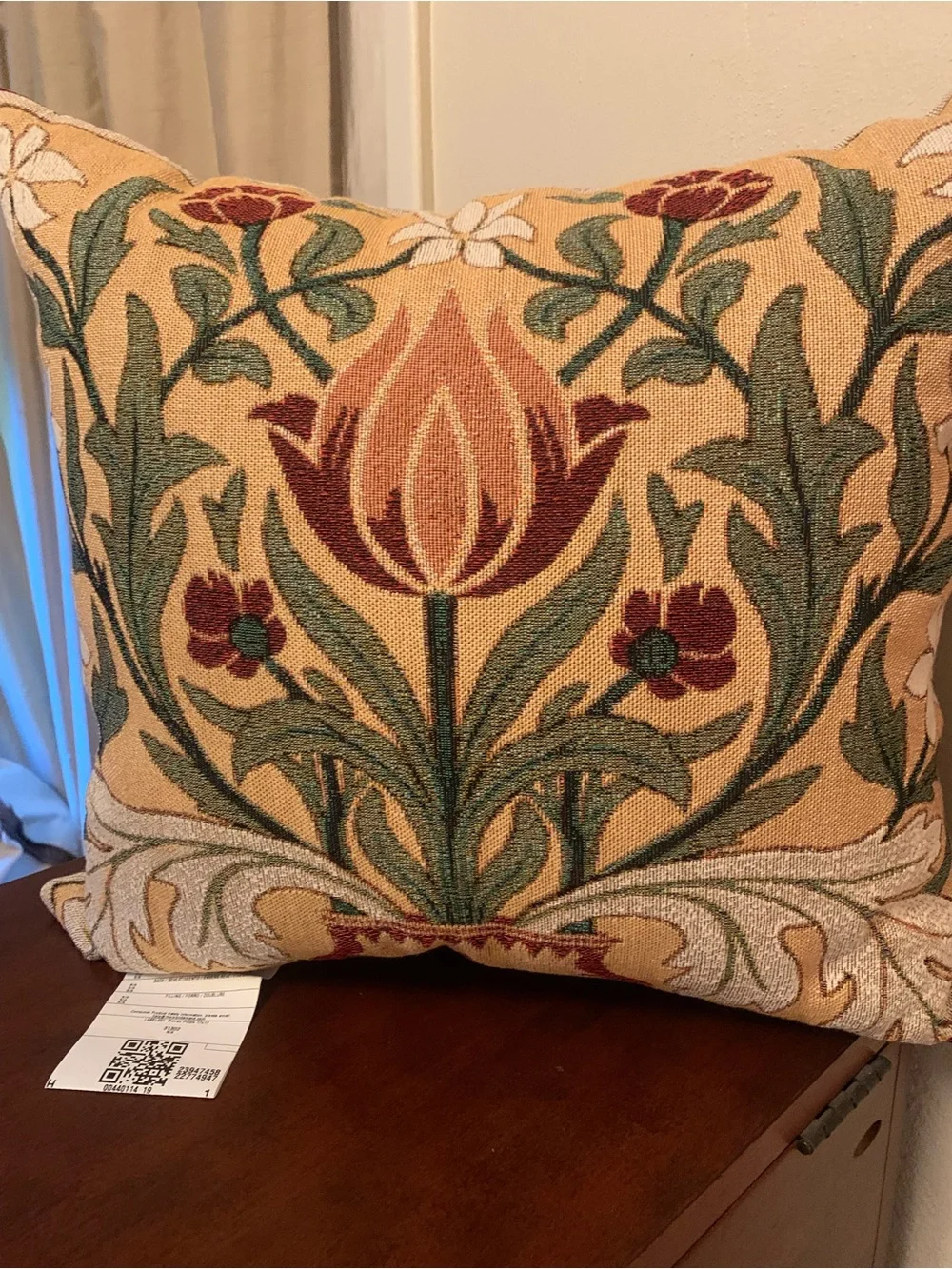 Vintage style Tulip Pillow-NEW-tapestry pillow